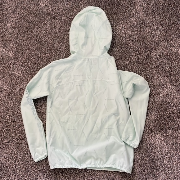 Under armor mint wind breaker - Picture 2 of 2